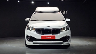 KIA CARNIVAL 2018
