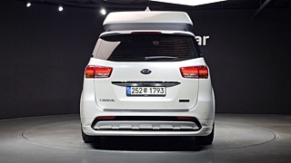 KIA CARNIVAL 2018
