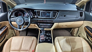 KIA CARNIVAL 2018