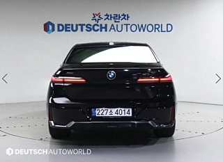 BMW 7-SERIES G70 2024