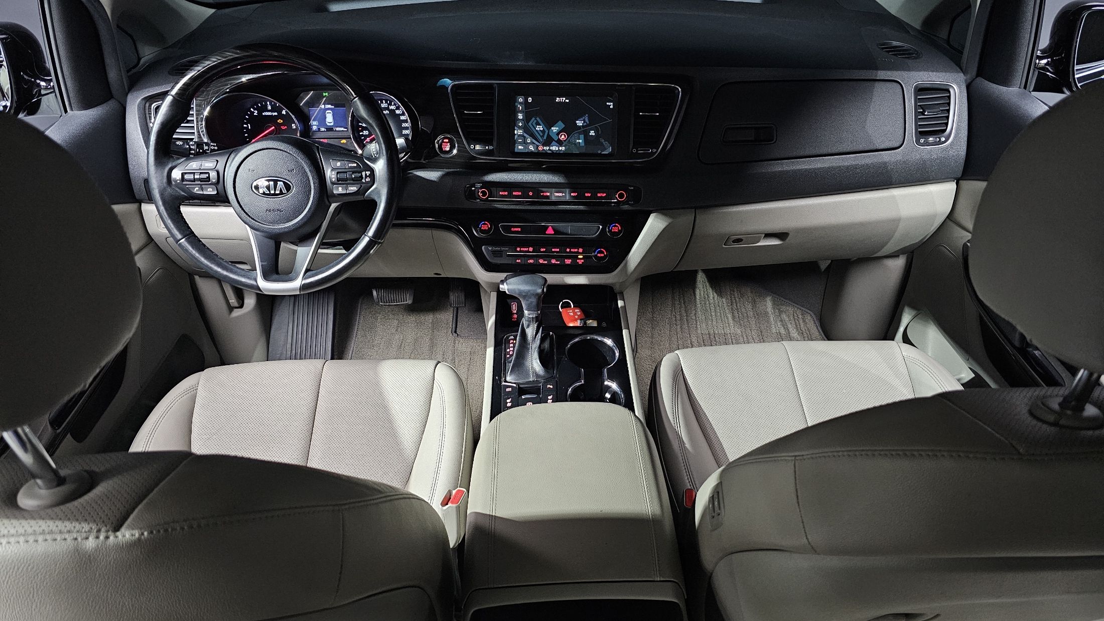 KIA CARNIVAL 2019