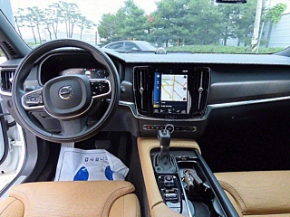 VOLVO V90 CROSS COUNTRY 2018