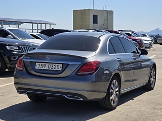 MERCEDES BENZ C-CLASS W205 2016