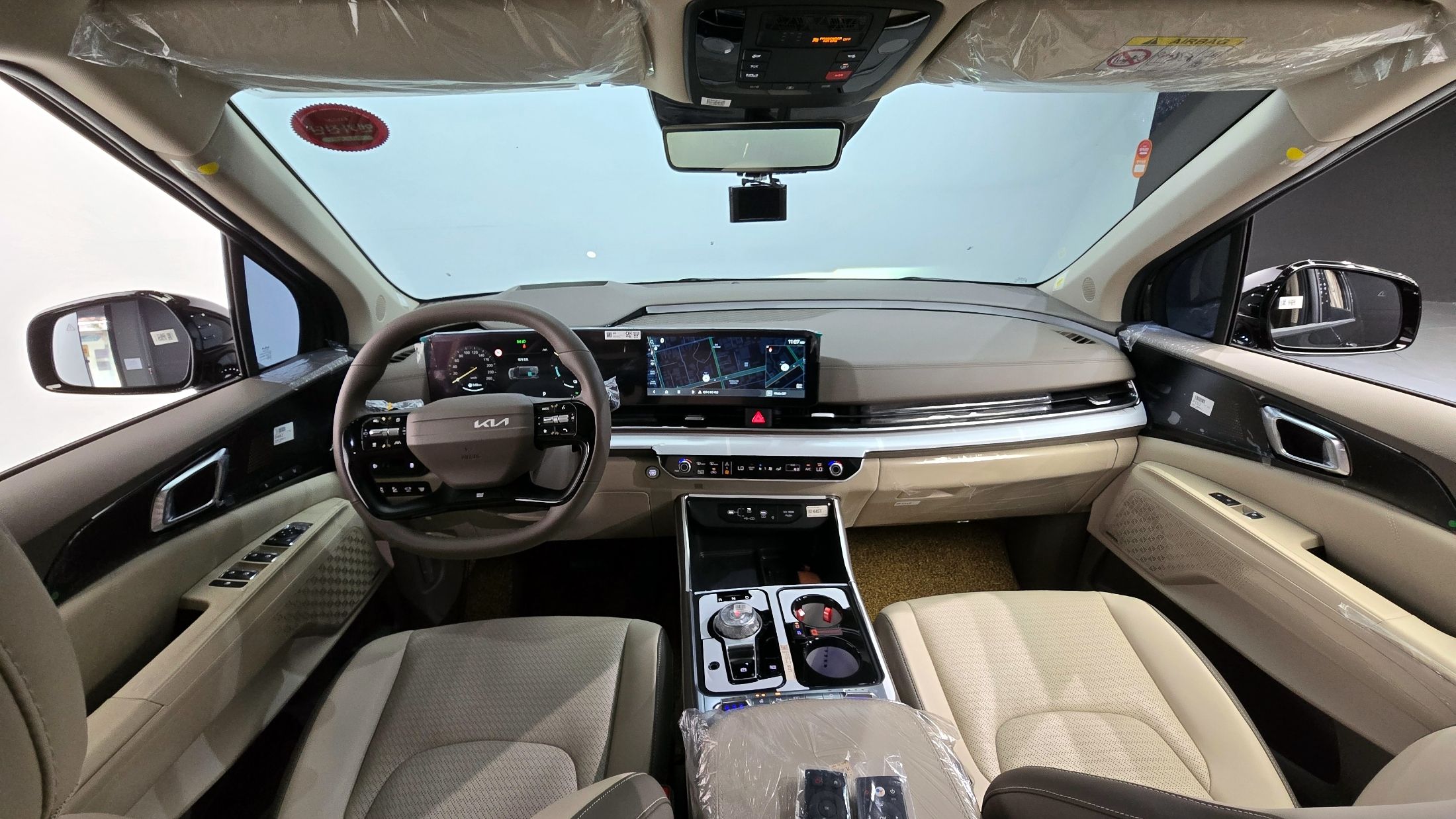KIA CARNIVAL 2025