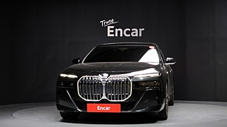 BMW 7-SERIES G70 2024