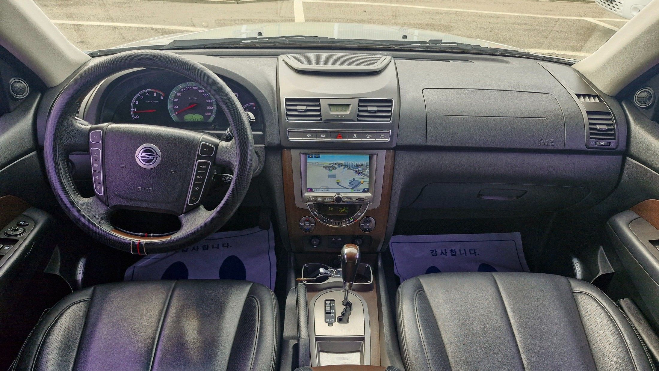 SSANGYONG REXTON W 2013