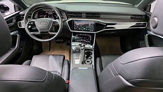 AUDI A7 4K 2022