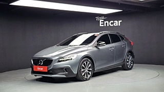 VOLVO V40 CROSS COUNTRY  D3 2018
