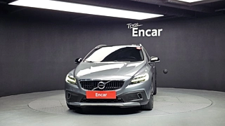 VOLVO V40 CROSS COUNTRY  2018
