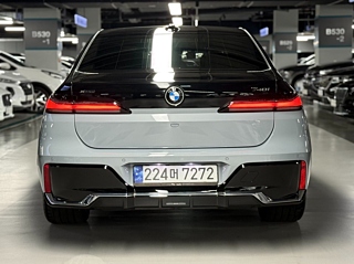 BMW 7-SERIES G70 2023