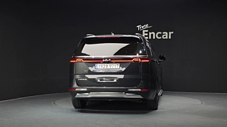 KIA CARNIVAL 2023