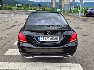 MERCEDES BENZ C-CLASS W205 2016