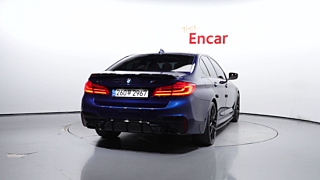 BMW 5-SERIES G30 2017