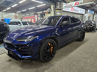 LAMBORGHINI URUS  4.0 V8 2021