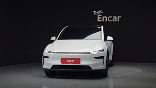 TESLA MODEL Y 2025