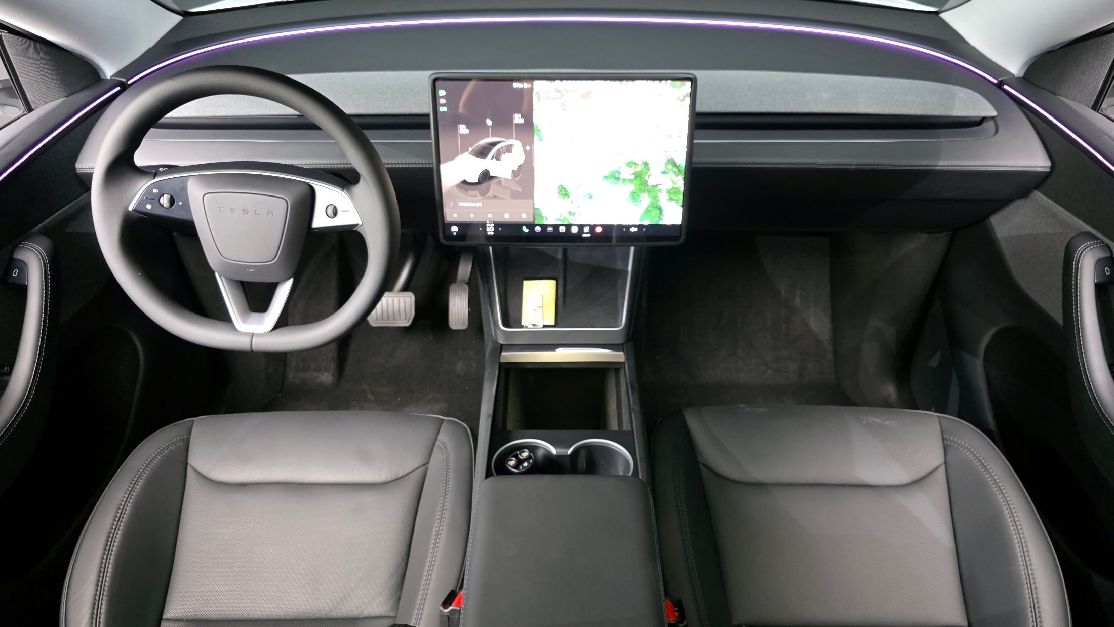 TESLA MODEL Y 2025