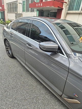 BMW 5-SERIES G30 2022