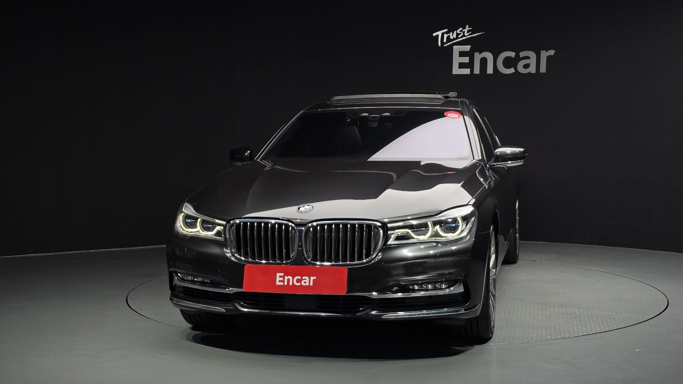 BMW 7-SERIES G11 2016