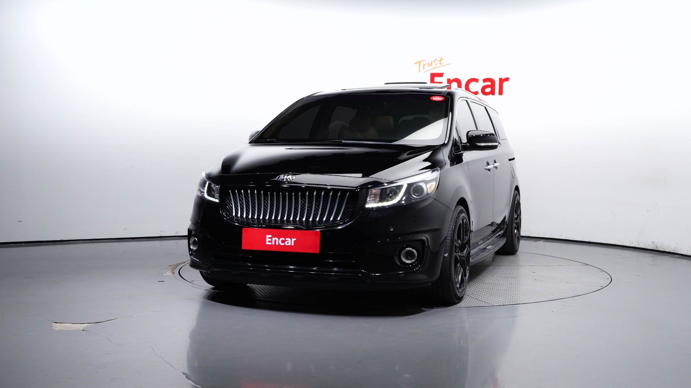 KIA CARNIVAL 2017