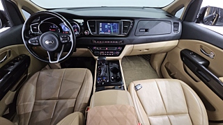 KIA CARNIVAL 2017