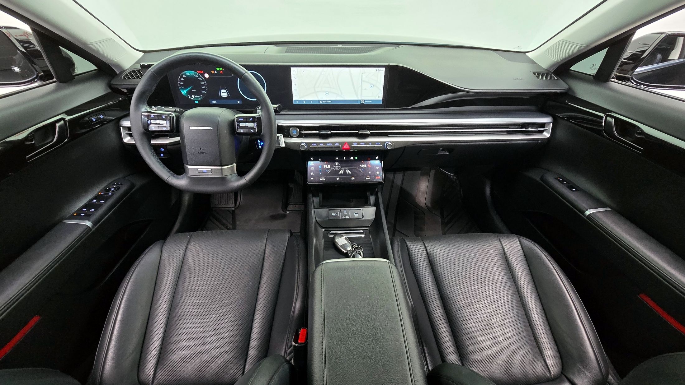 HYUNDAI GRANDEUR GN7 2024