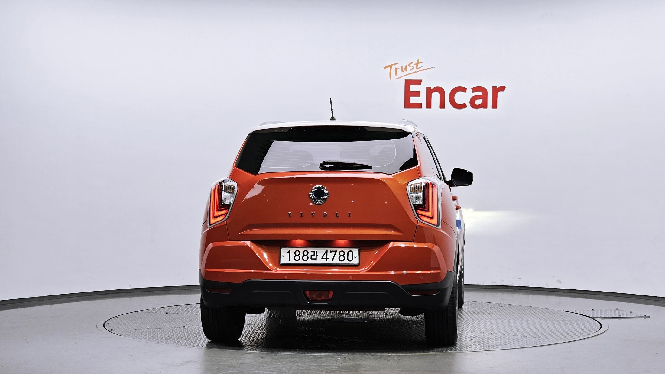 SSANGYONG TIVOLI VERY NEW 2019