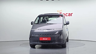 HYUNDAI STARIA  2025
