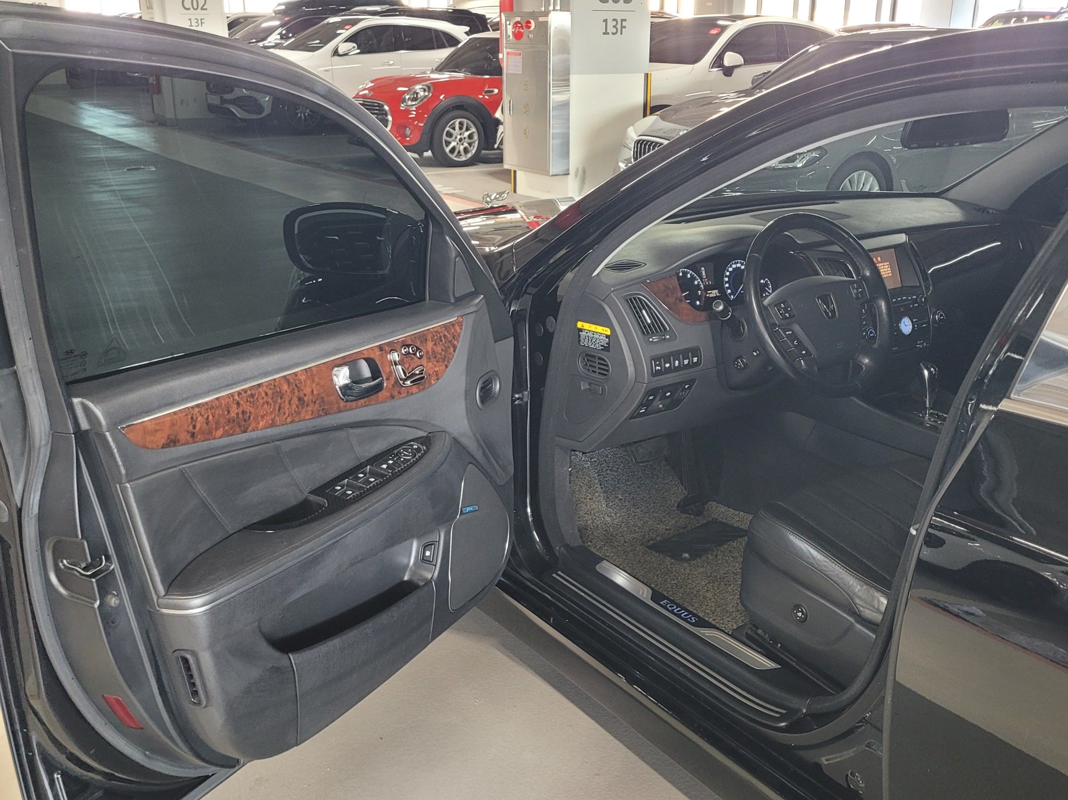 HYUNDAI EQUUS NEW 2010
