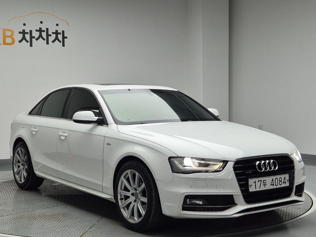 AUDI A4 2015