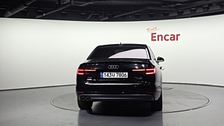 AUDI A4 B9 2018