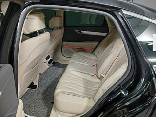 GENESIS G80 RG3 2024
