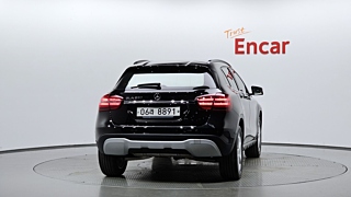 MERCEDES BENZ GLA-CLASS X156 2019