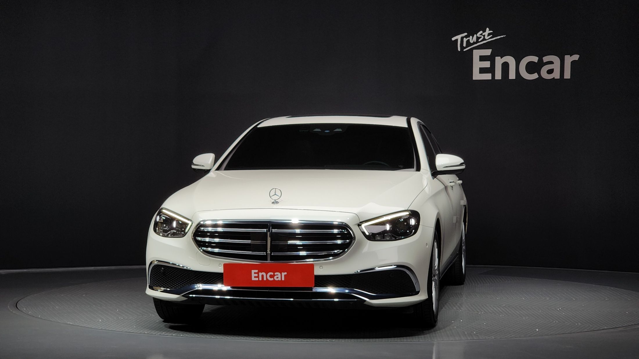 MERCEDES BENZ E-CLASS W213 2021