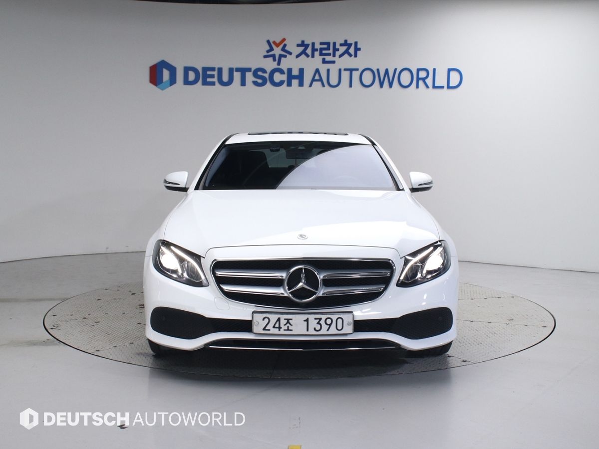 MERCEDES BENZ E-CLASS W213 2018
