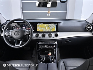 MERCEDES BENZ E-CLASS W213 2018
