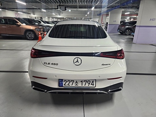 MERCEDES BENZ CLE-CLASS C236 2024