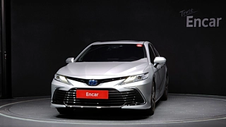 TOYOTA CAMRY XV70 2023