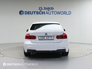 BMW 3-SERIES F30 2017