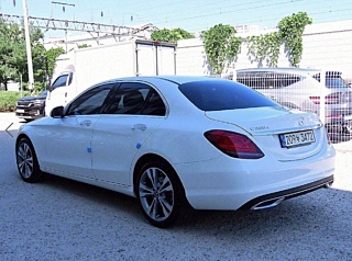 MERCEDES BENZ C-CLASS W205 2021