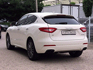 MASERATI LEVANTE 2019