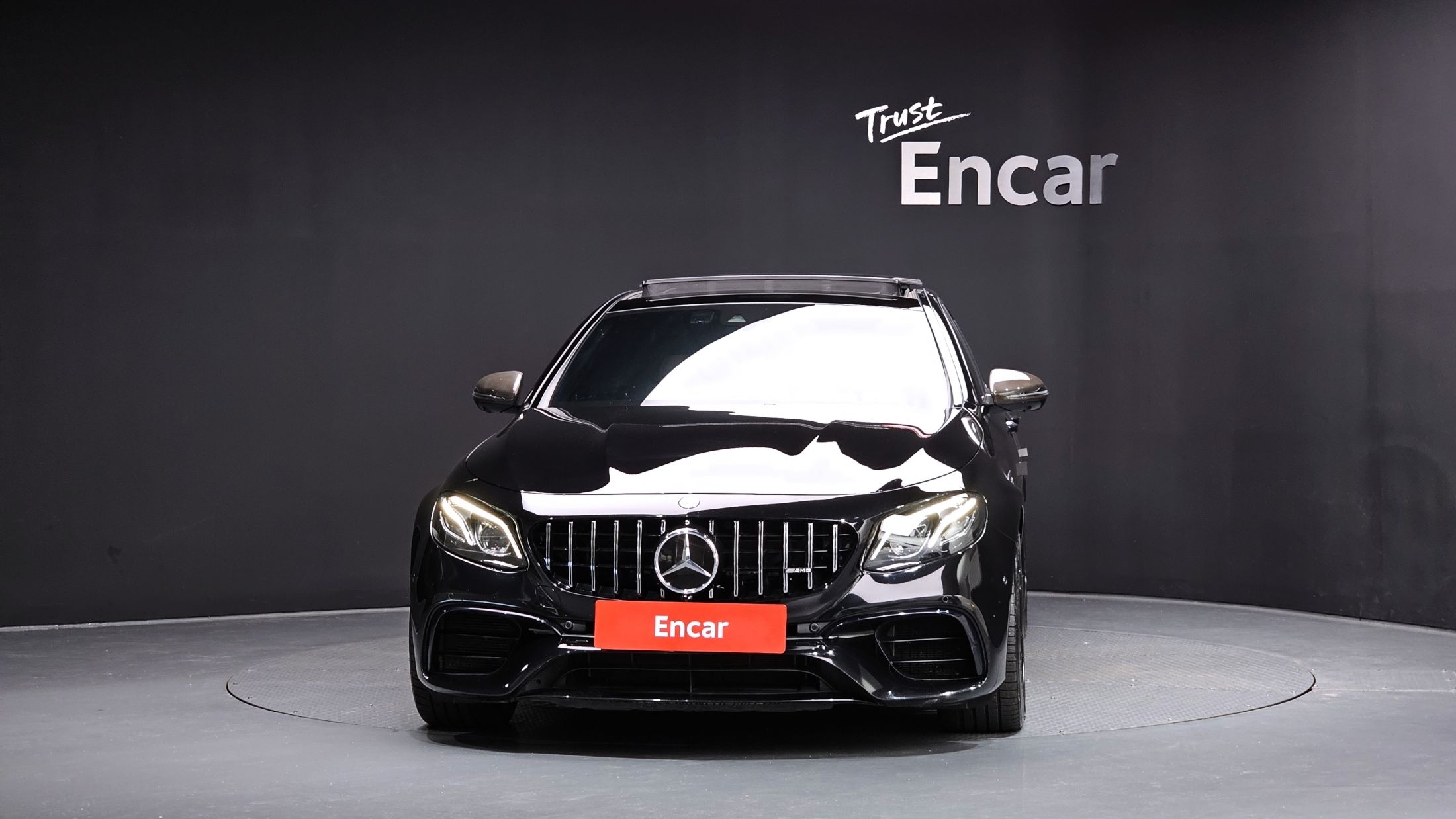 MERCEDES BENZ E-CLASS W213 2019
