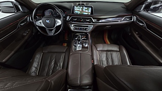 BMW 7-SERIES G11 2016