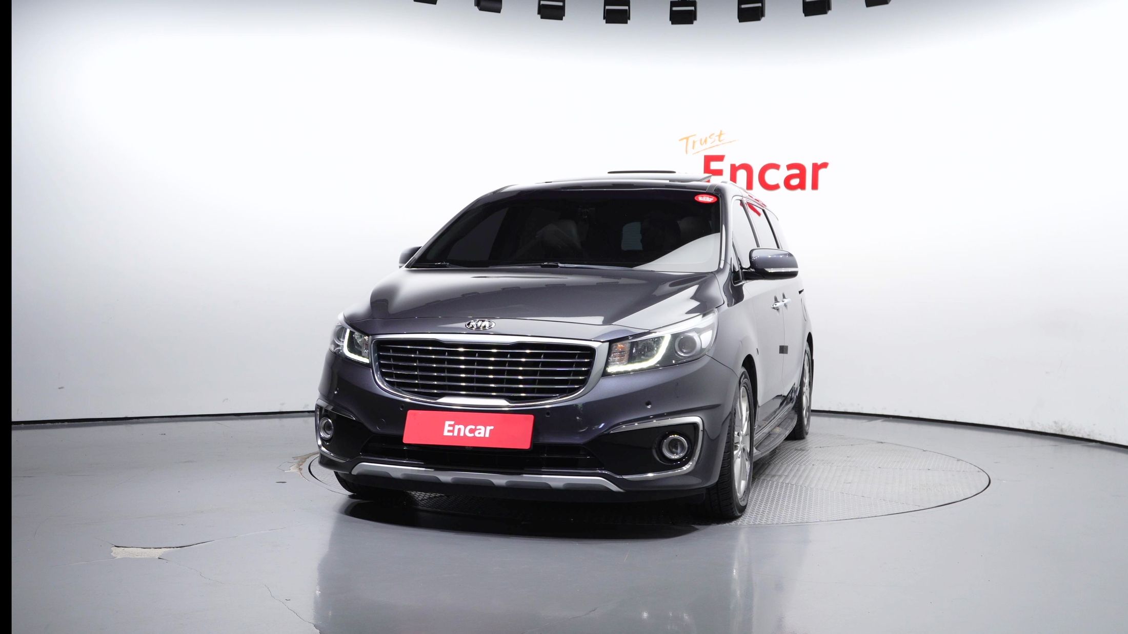 KIA CARNIVAL 2017