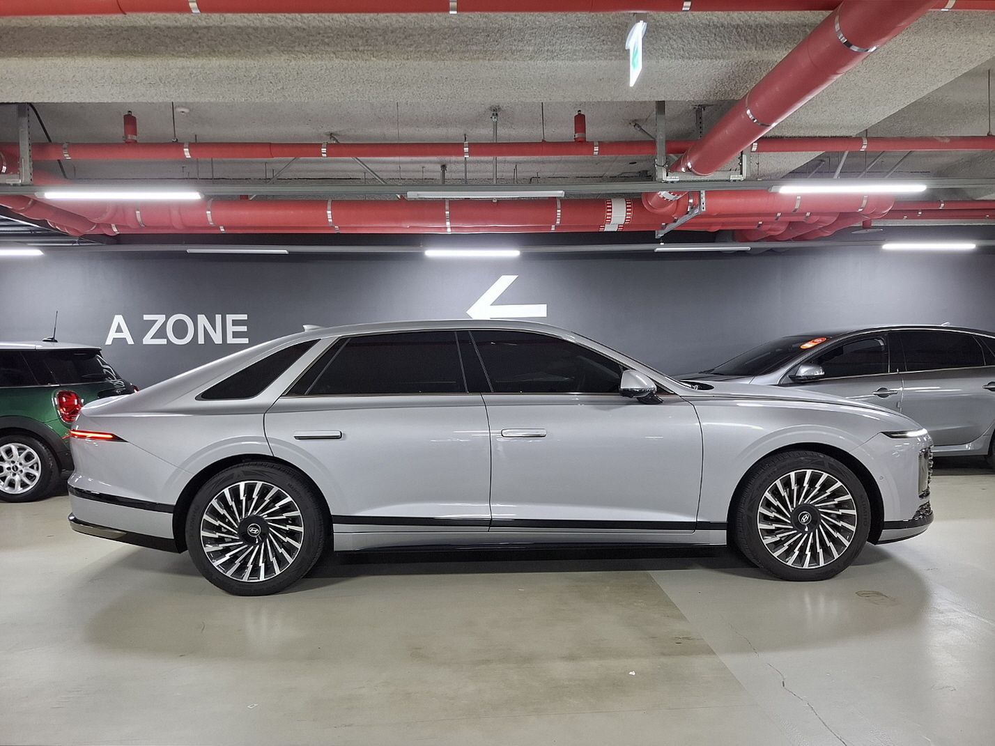 HYUNDAI GRANDEUR GN7 2023