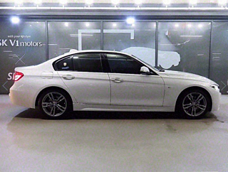 BMW 3-SERIES F30 2017