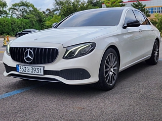MERCEDES BENZ E-CLASS W213 2019