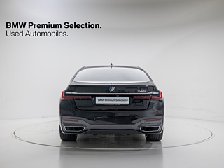 BMW 7-SERIES G11 2021
