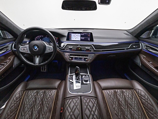 BMW 7-SERIES G11 2021