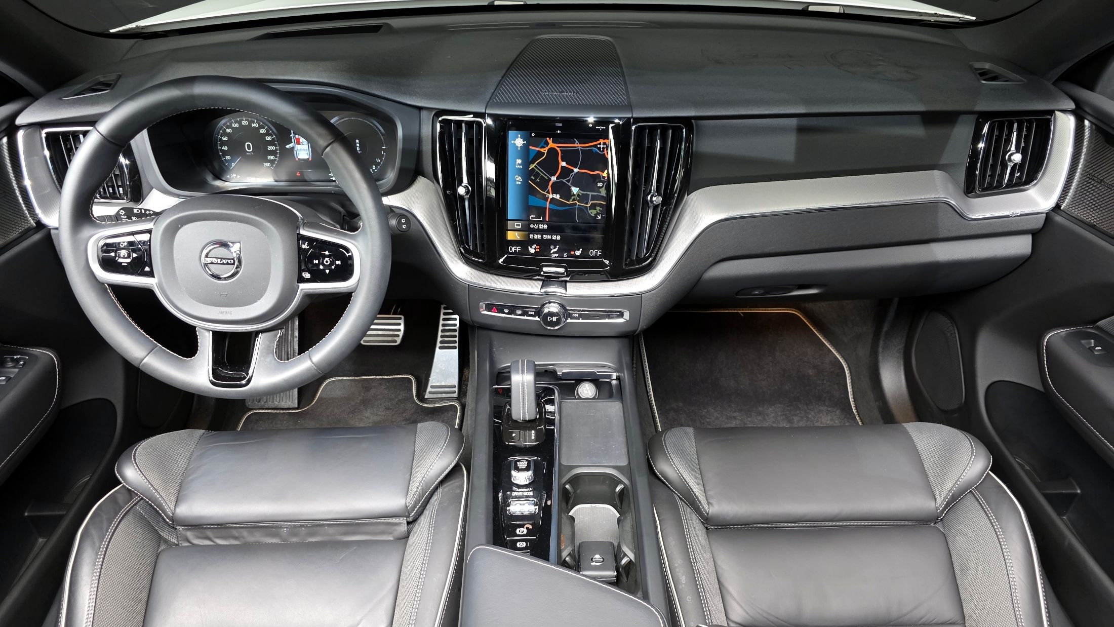 VOLVO XC60 2020