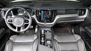 VOLVO XC60 2020